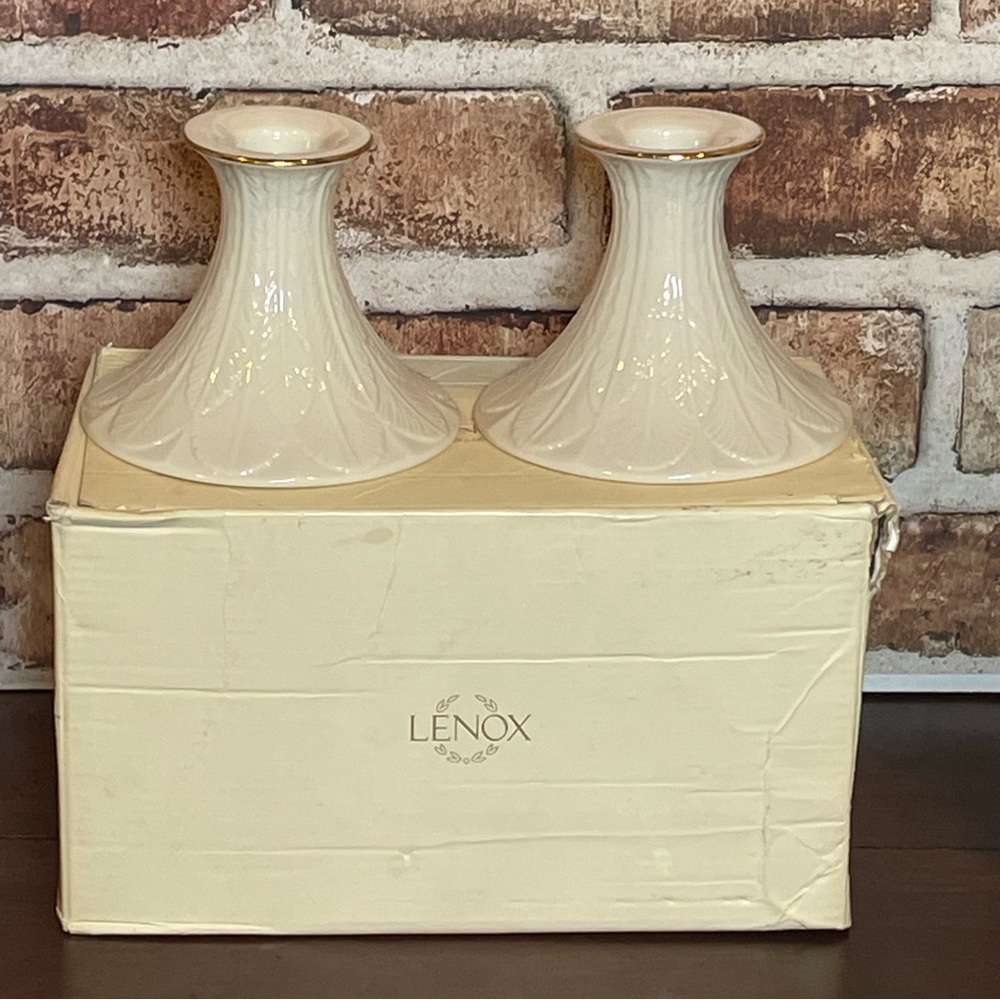 Lenox VTG Greenfield Ivory Leaf Pattern with Gold Trim Candlestick Holders 3.5"